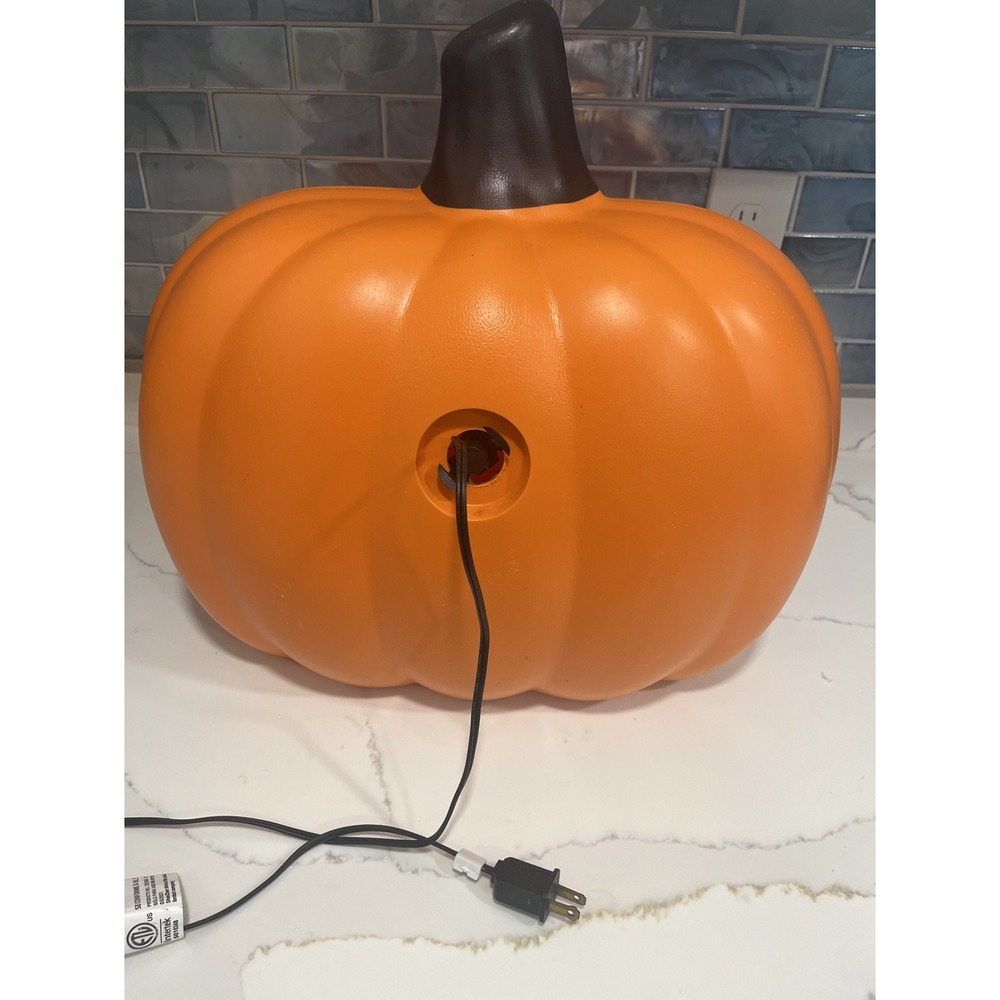 Vintage Large Gemmy Halloween Pumpkin Jack O' Lantern Light‎ Up Blow Mold   17" - Picture 9 of 12